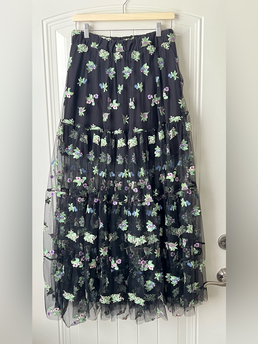 Maeve Anthropologie Sheer Embroidered Maxi Skirt Black Floral Tulle Size M - Picture 3 of 13